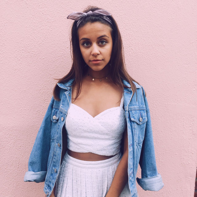 Look of @angeegarcia from 18 July, 2017 | 21 Buttons