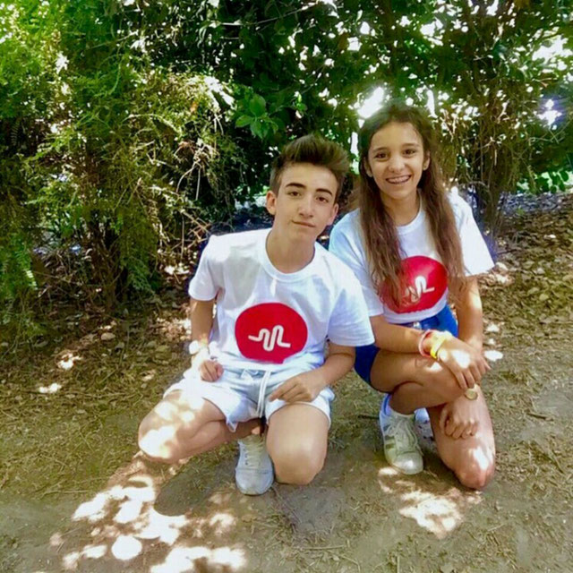 Look of @iris.ferrarii from 9 August, 2017 | 21 Buttons