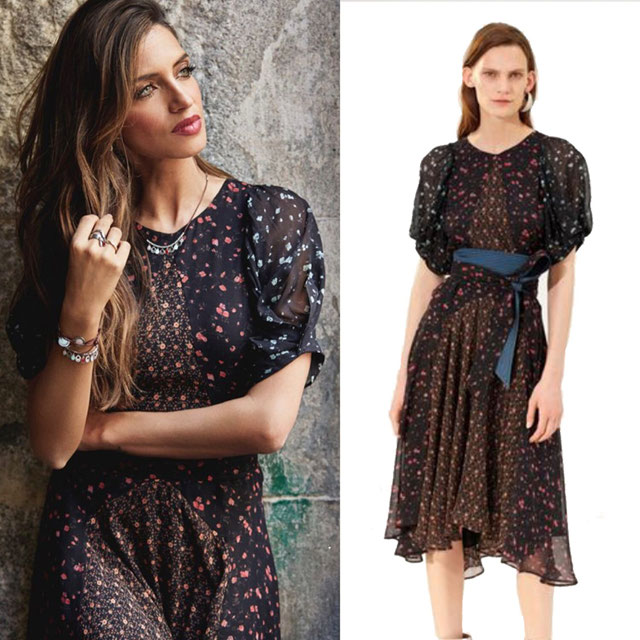 Look of @elarmariodelasfamosas from 11 July, 2018 | 21 Buttons