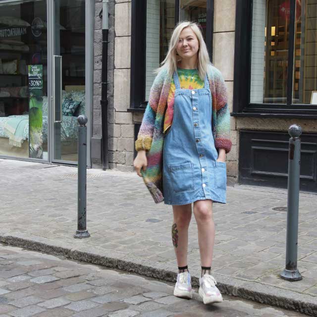 Look of @anamogwai from 22 Mayo, 2019 | 21 Buttons