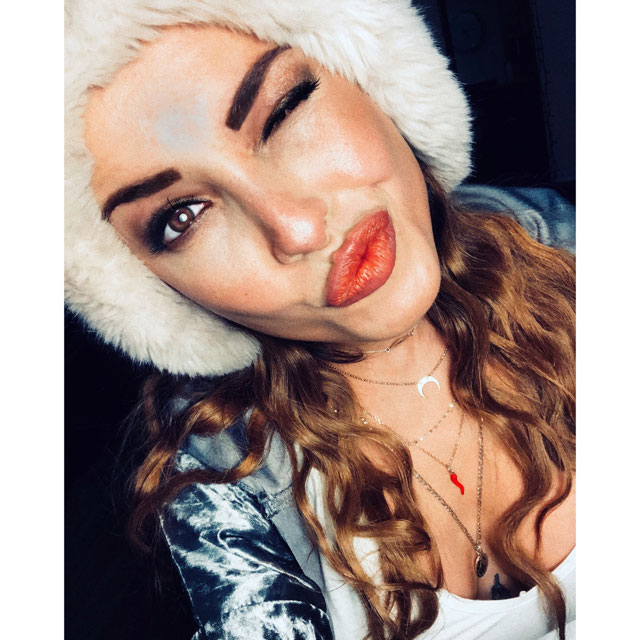 Образ @ valentina.rapisarda из/от 23 Февраль, 2018 | 21 Buttons
