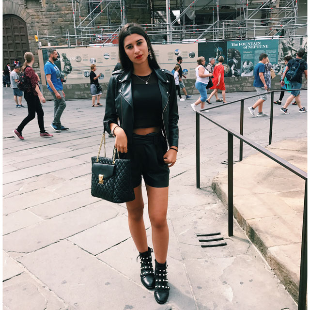 O look de @mariagrazialonati de 6 Setembro, 2017 | 21 Buttons