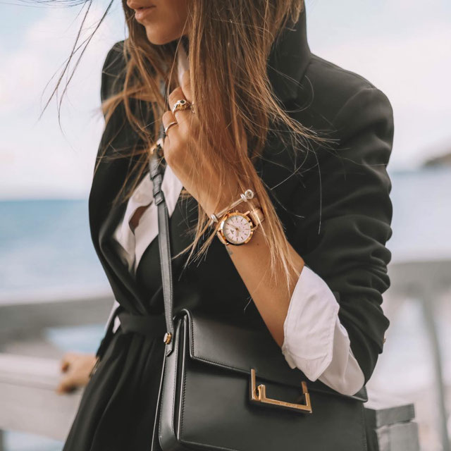 Look von @nicolettareggio vom 26 Dezember, 2017 | 21 Buttons