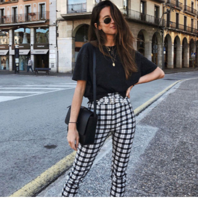 O look de @its..cool de 22 Maio, 2018 | 21 Buttons