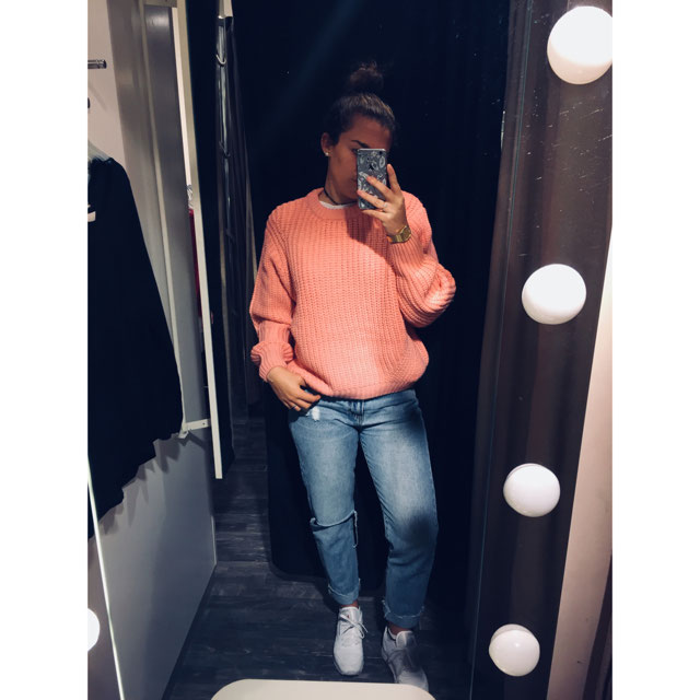 Look of @outfittttt from 28 November, 2017 | 21 Buttons