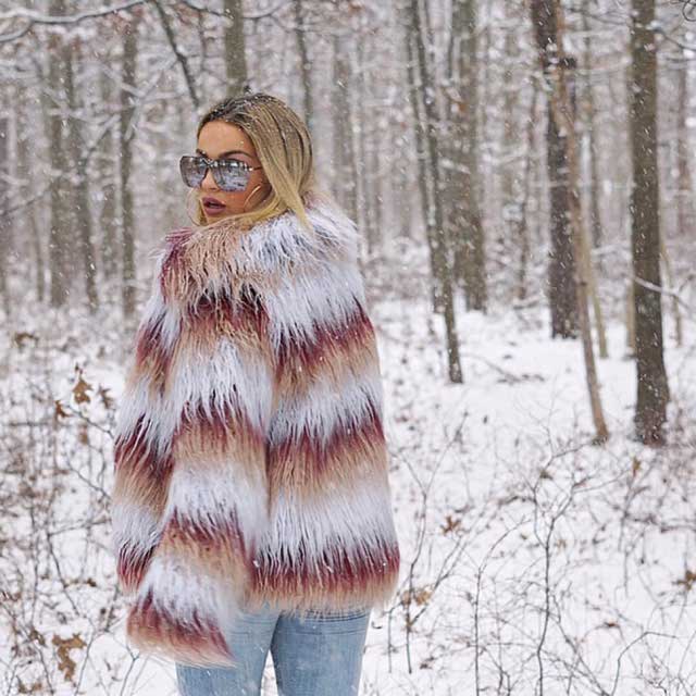 Look von @nikkivianna vom 21 Februar, 2019 | 21 Buttons