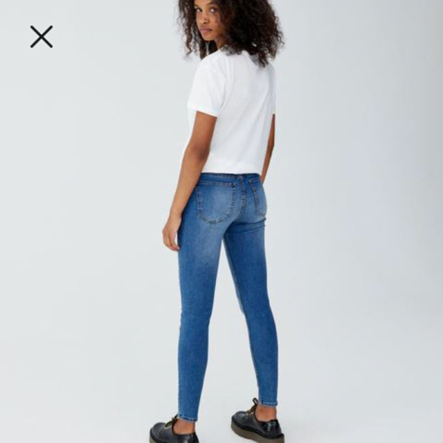 Tenue de @xoxofrvnci datant du 21 Janvier 2019 | 21 Buttons