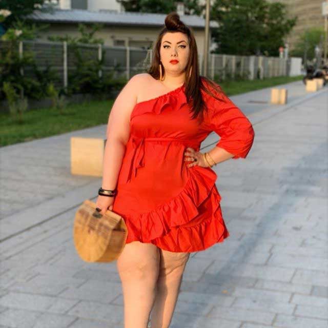 Look von @virginiegrossat vom 27 Juni, 2019 | 21 Buttons