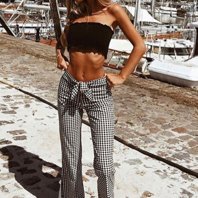 Look of @valerialaudando from 5 May, 2018 | 21 Buttons