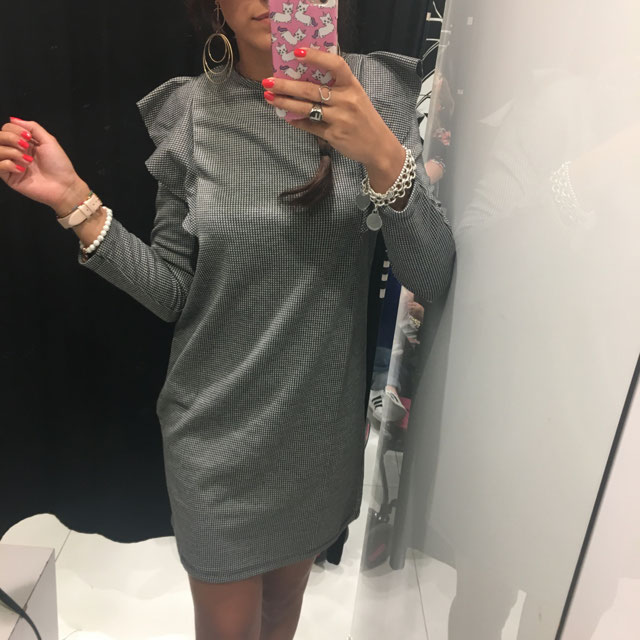 Look of @veronicaalesci from 25 Septiembre, 2016 | 21 Buttons
