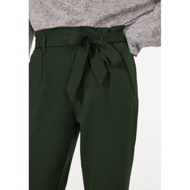 Look of @zarayou from 21 January, 2018 | 21 Buttons