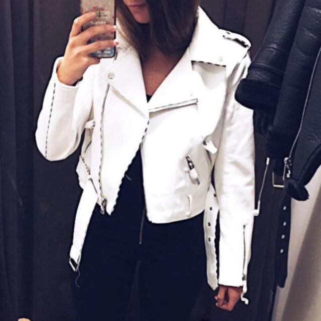 @happyoutfit kullanıcısının 8 Şubat 2017 görünümü | 21 Buttons