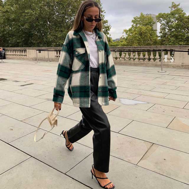 Look von @giovannaliguori_ vom 17 September, 2019 | 21 Buttons