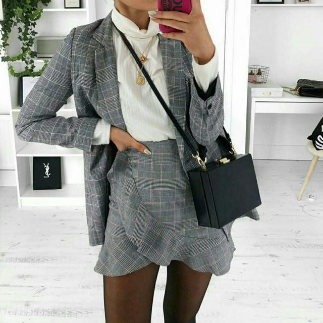 Look of @sheisbry_ from 3 March, 2018 | 21 Buttons