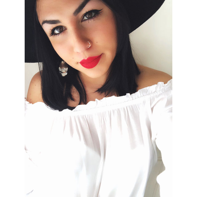 Look von @flaviaden vom 11 März, 2018 | 21 Buttons