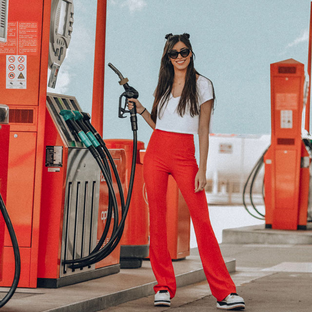 Look of @claudiahperis from 22 April, 2018 | 21 Buttons