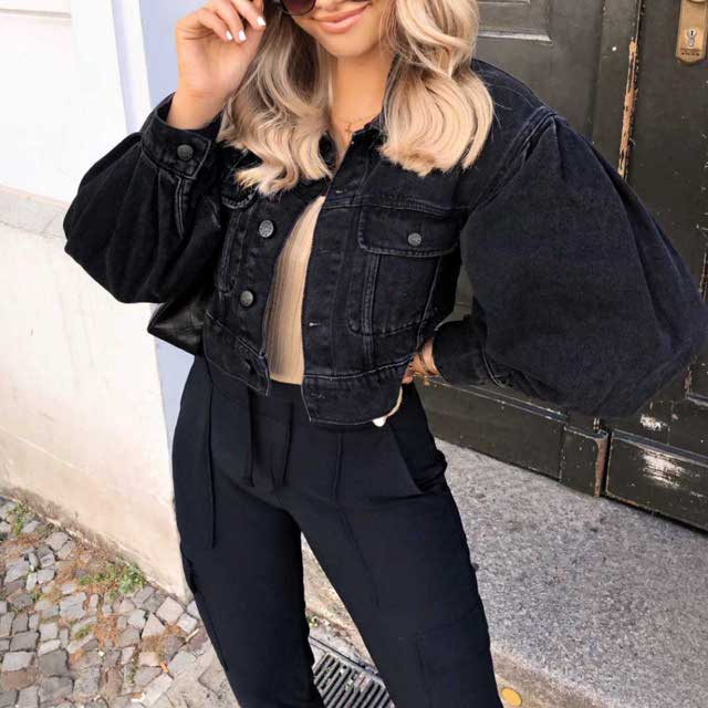 Look of @ohheylisa from 1 October, 2019 | 21 Buttons