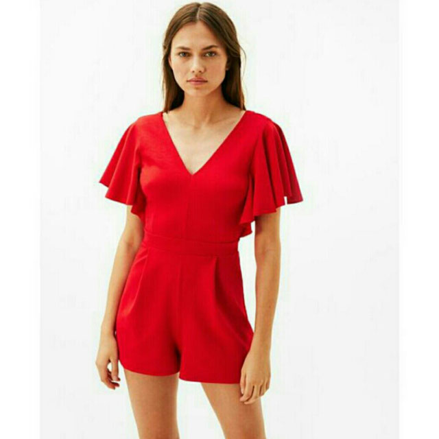 Look von @teresaav9 vom 17 Juni, 2017 | 21 Buttons