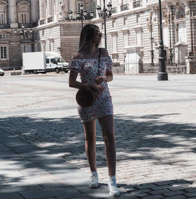 Look von @sandraaeme vom 17 Juli, 2020 | 21 Buttons