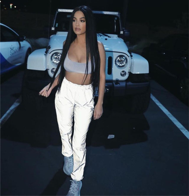 Look of @styleeinspo from 2 November, 2018 | 21 Buttons