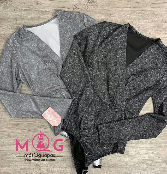 Look von @masqguapas vom 11 Dezember, 2018 | 21 Buttons