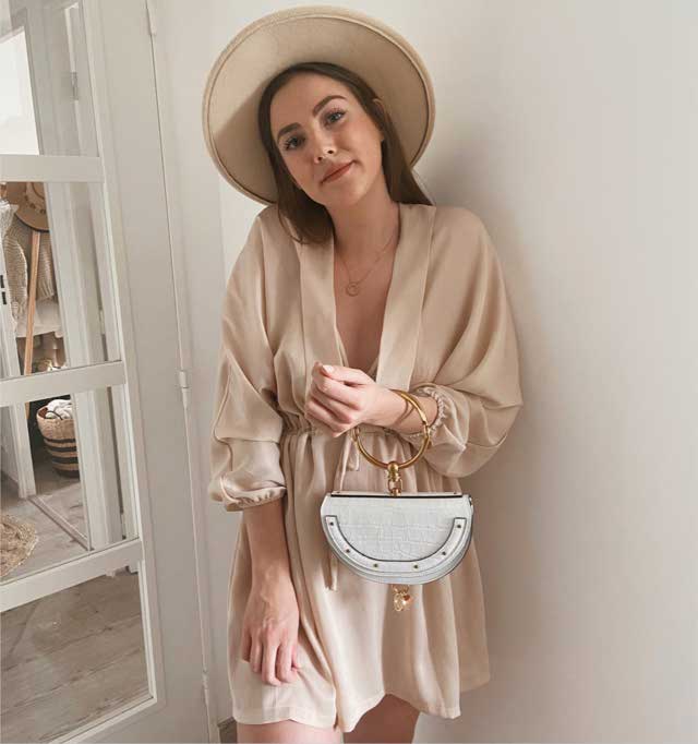 Look of @maisouimanon_ from 23 March, 2020 | 21 Buttons