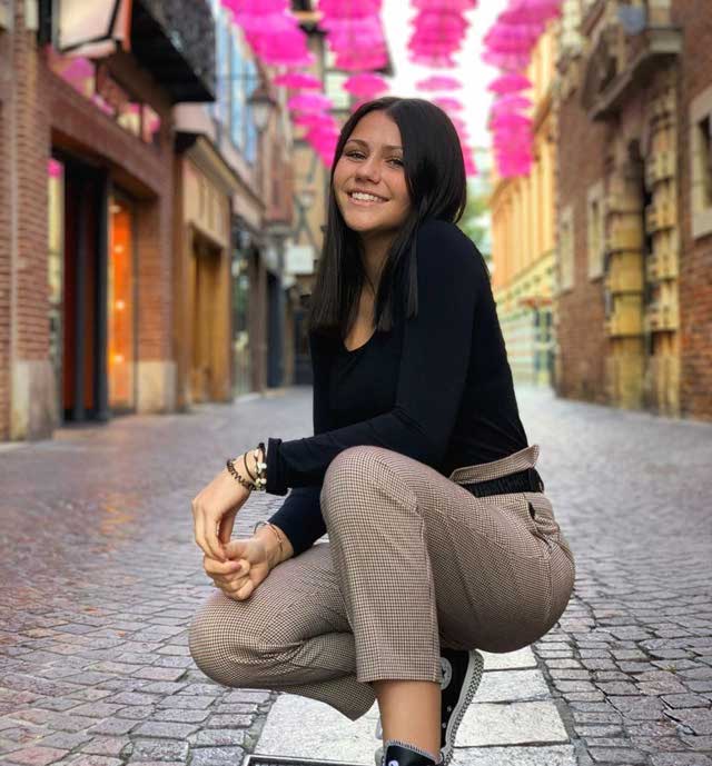 Look von @ilonaaln.fan vom 5 November, 2019 | 21 Buttons