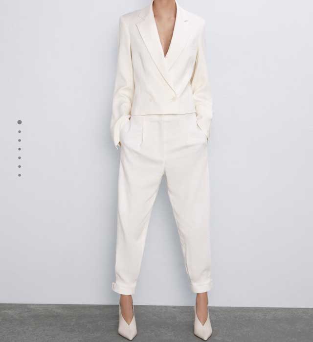 Look of @izarra46 from 12 October, 2019 | 21 Buttons