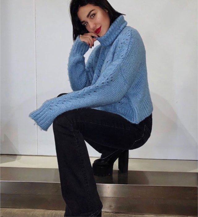 O look de @giovannaliguori_ de 17 Dezembro, 2018 | 21 Buttons