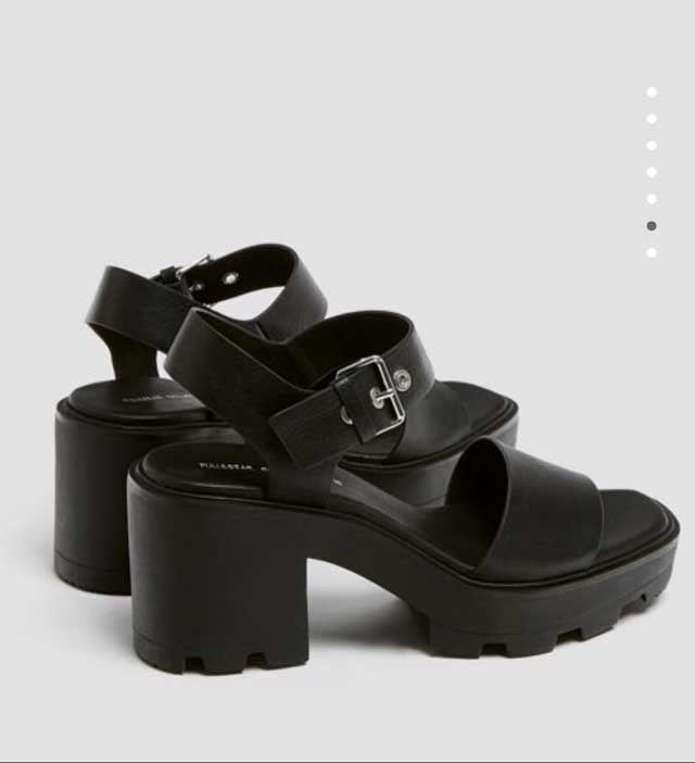 Look of @carla_dios from 5 May, 2020 | 21 Buttons