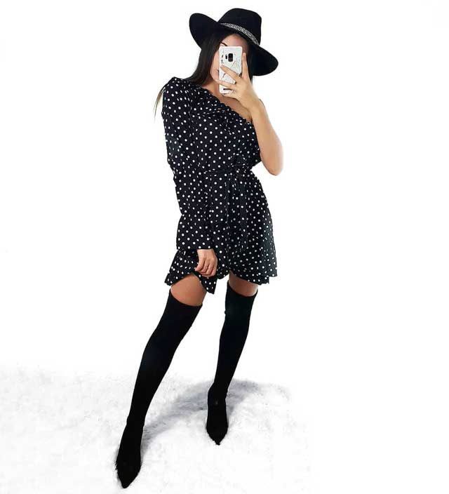 Look von @insta_modeee vom 17 Oktober, 2019 | 21 Buttons