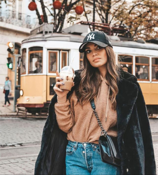 O look de @virginiasbuttons de 3 Dezembro, 2018 | 21 Buttons
