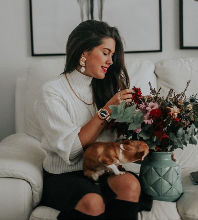 Look of @myblueberrynightsblog from 30 November, 2018 | 21 Buttons