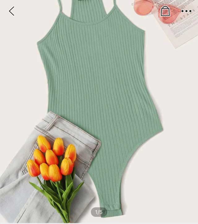 @elm.outfits kullanıcısının 2 Temmuz 2020 görünümü | 21 Buttons