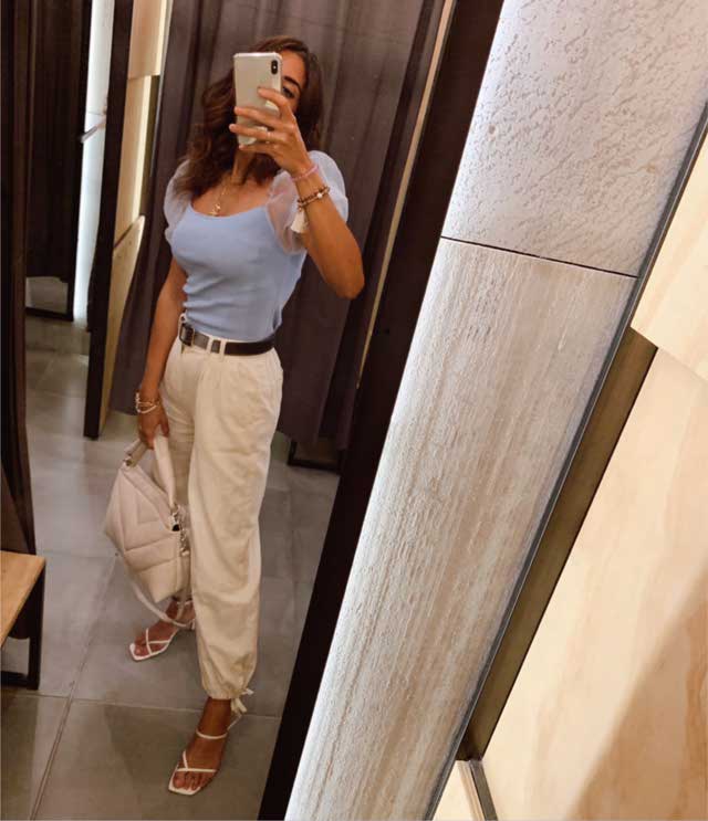 Look von @itsfederica vom 3 September, 2019 | 21 Buttons