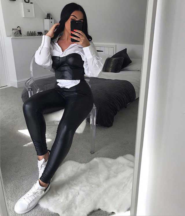 Look of @mollieshannon_ from 5 May, 2019 | 21 Buttons