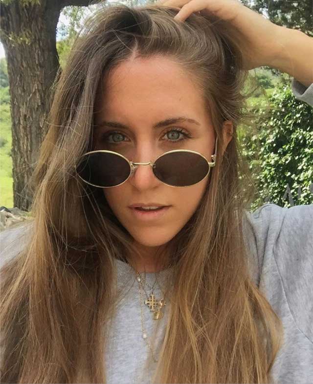 Look von @alexandra_19f vom 1 Dezember, 2019 | 21 Buttons
