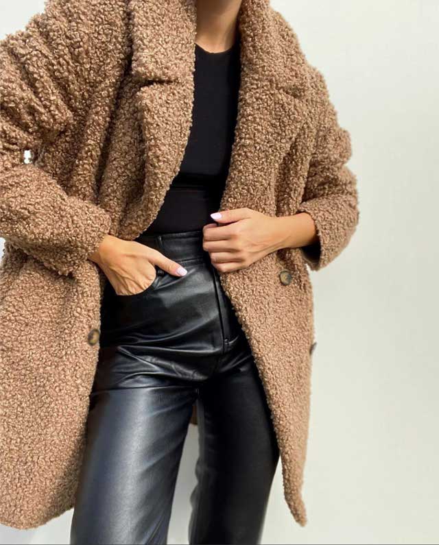 Look of @igoutfits1 from 9 Octubre, 2020 | 21 Buttons