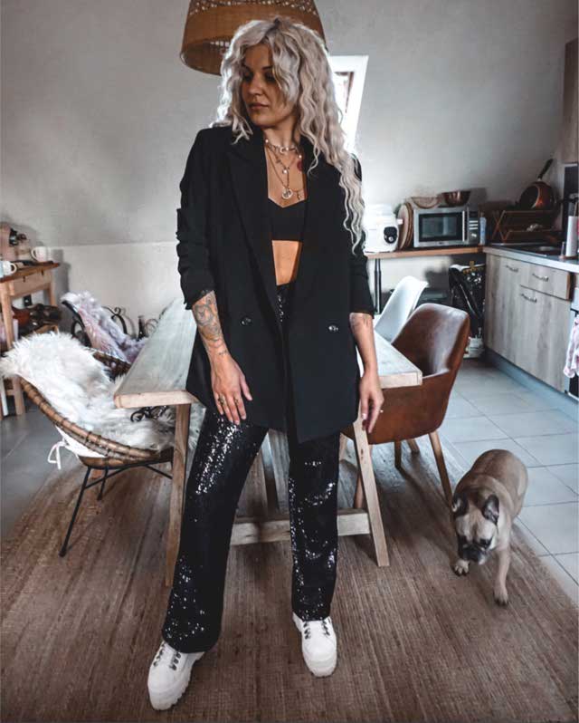 Образ @ marinabyzaza из/от 23 Декабрь, 2020 | 21 Buttons