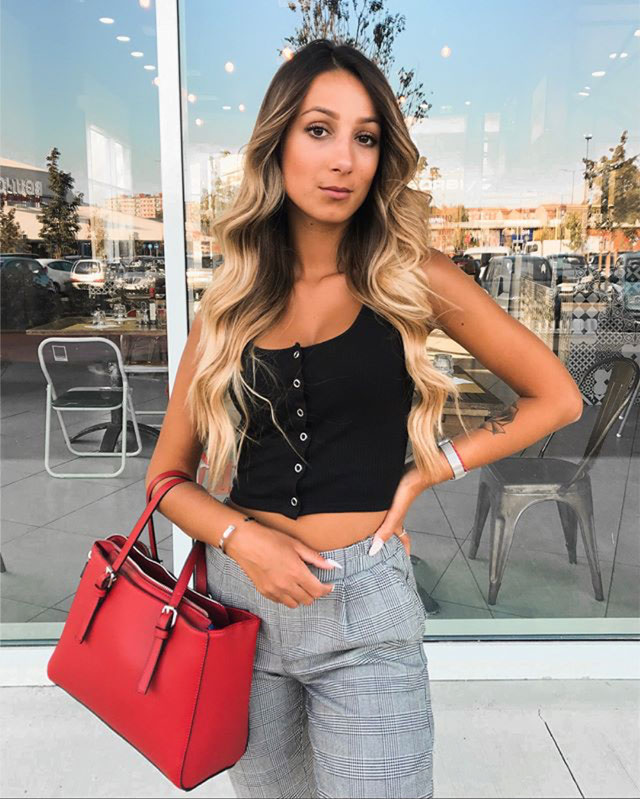 Look of @biancaalazar from 7 September, 2018 | 21 Buttons