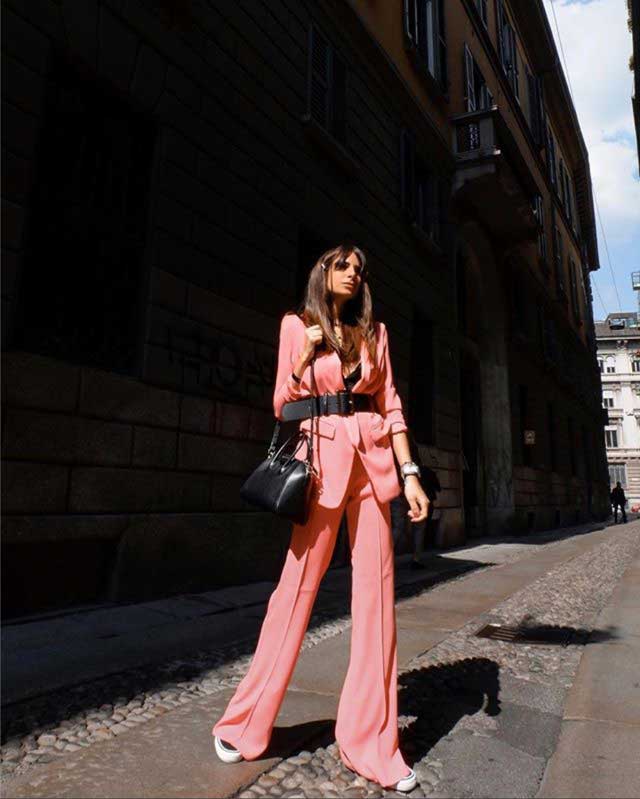 Look von @elliiallii vom 11 April, 2019 | 21 Buttons