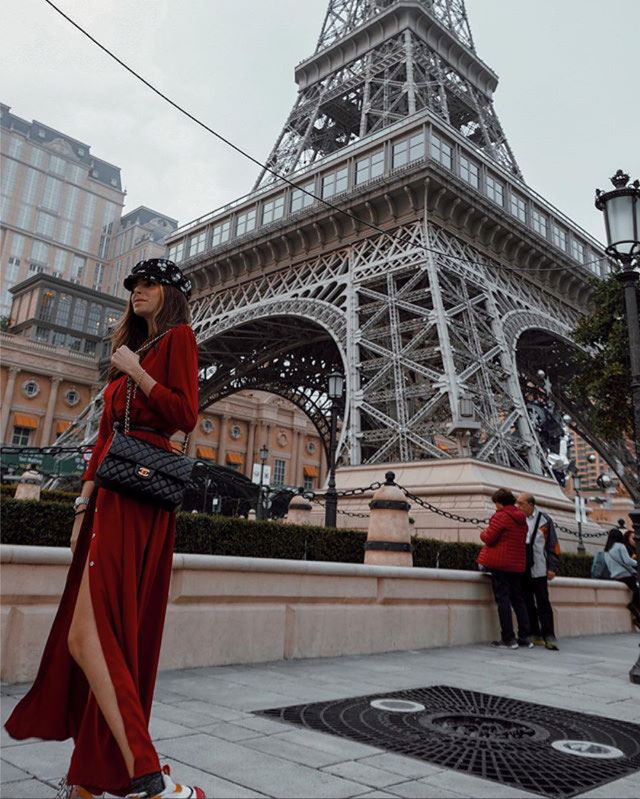 Look of @elliiallii from 3 January, 2019 | 21 Buttons