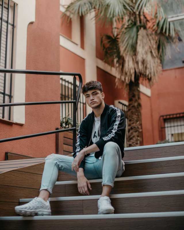 Look of @juaanperales from 20 March, 2019 | 21 Buttons
