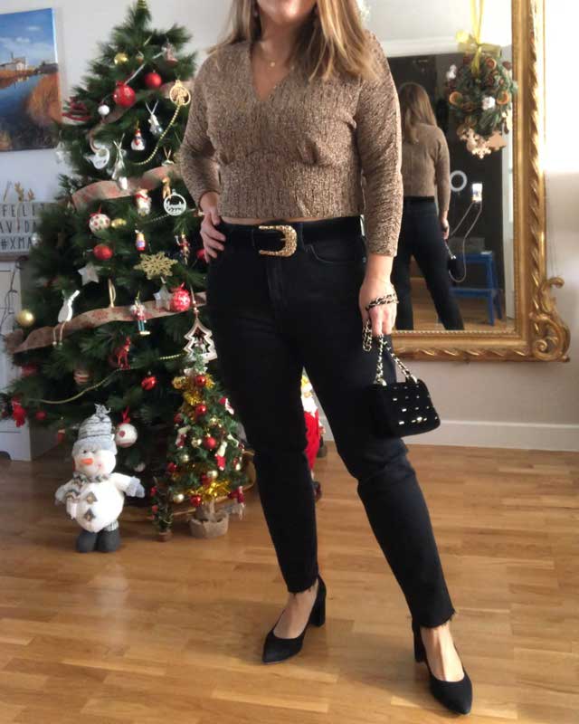 Look of @musthaveworld from 10 Diciembre, 2019 | 21 Buttons