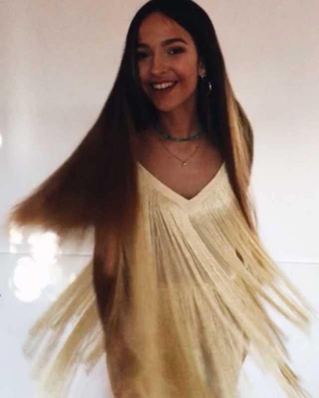 Образ @ lauragfisher из/от 13 Май, 2019 | 21 Buttons