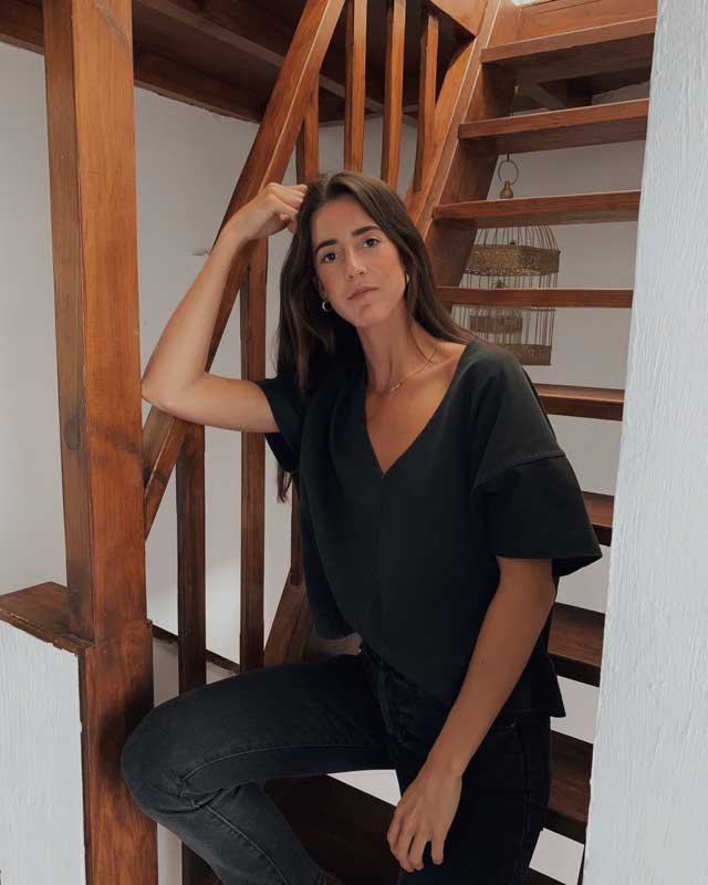 Look of @albaortest from 29 April, 2020 | 21 Buttons