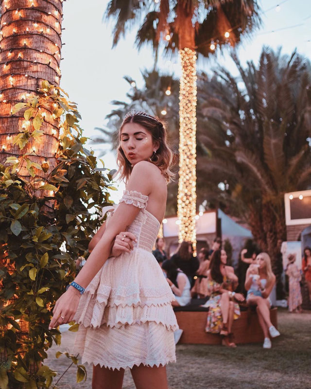 Look of @aliceperrella from 18 April, 2018 | 21 Buttons