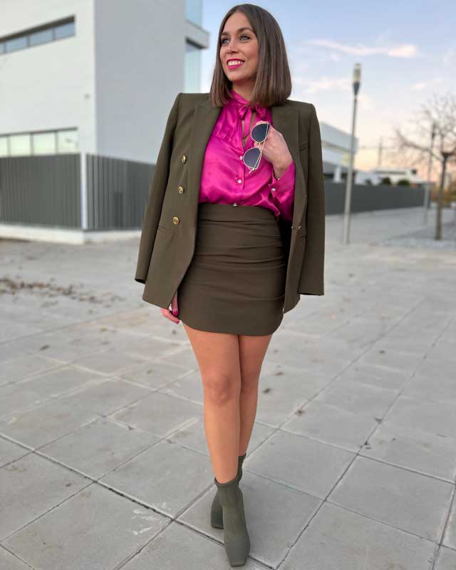 Look von @lasgafasdemirella vom 15 Dezember, 2021 | 21 Buttons