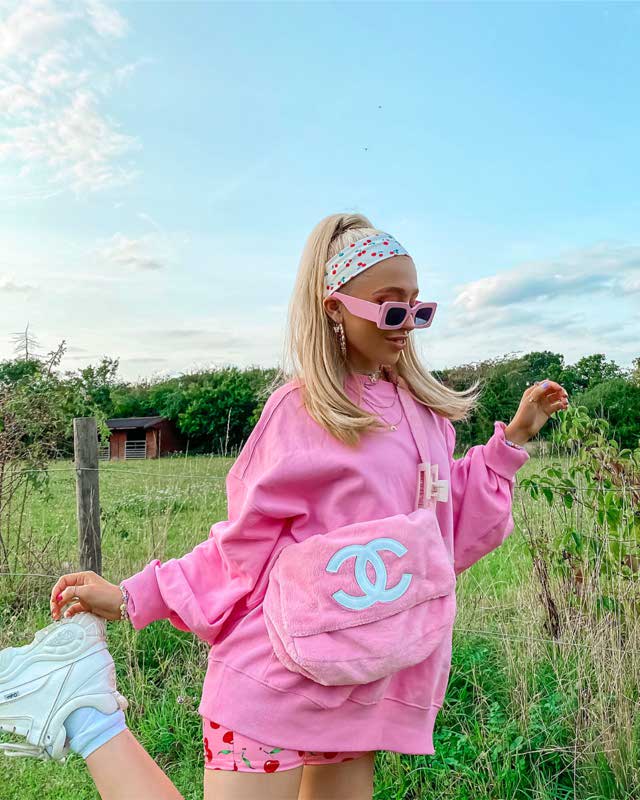 Look of @chlodavie from 10 September, 2020 | 21 Buttons
