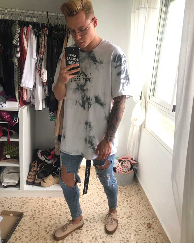 Look of @aleexpride from 20 August, 2019 | 21 Buttons